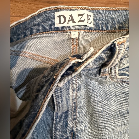 Women's Light Blue Straight Leg Jeans - Picture 3 of 4